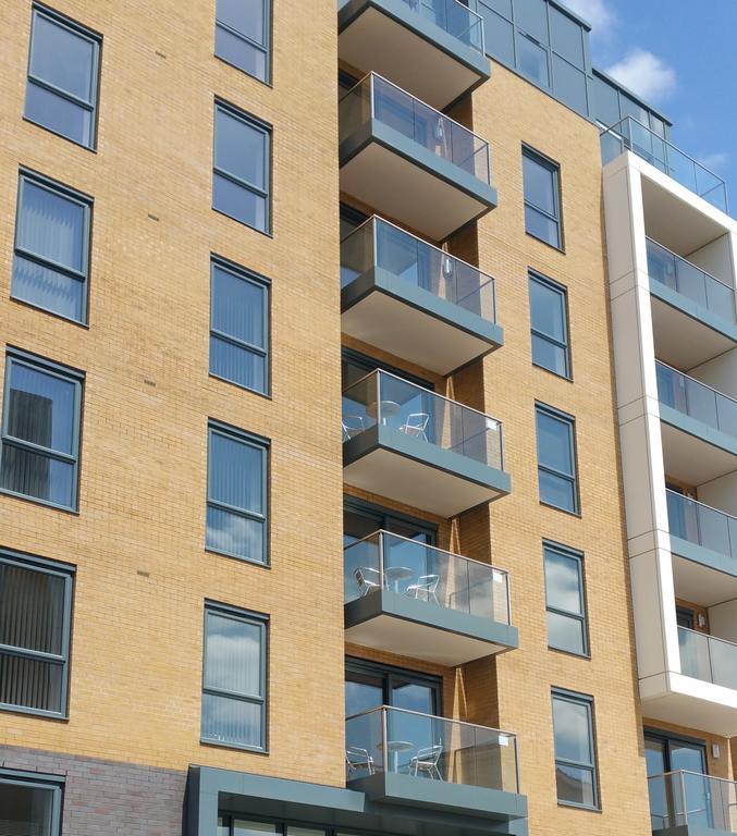 Contemporary Apartments With Secure Parking Reading Esterno foto
