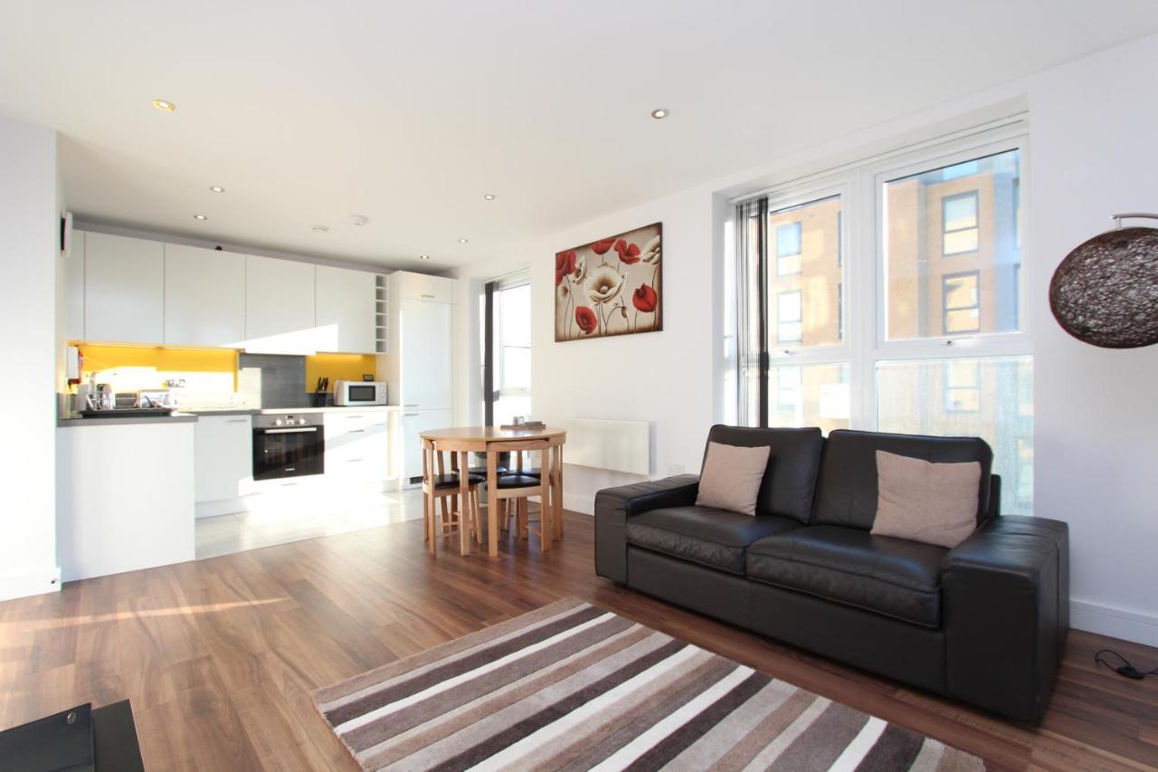 Contemporary Apartments With Secure Parking Reading Esterno foto