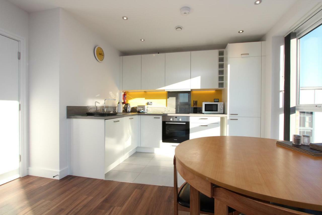 Contemporary Apartments With Secure Parking Reading Esterno foto